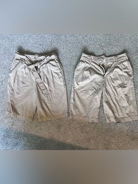 GAP 2 for one Women's High Waist pleated Bermuda Tan Shorts size 4